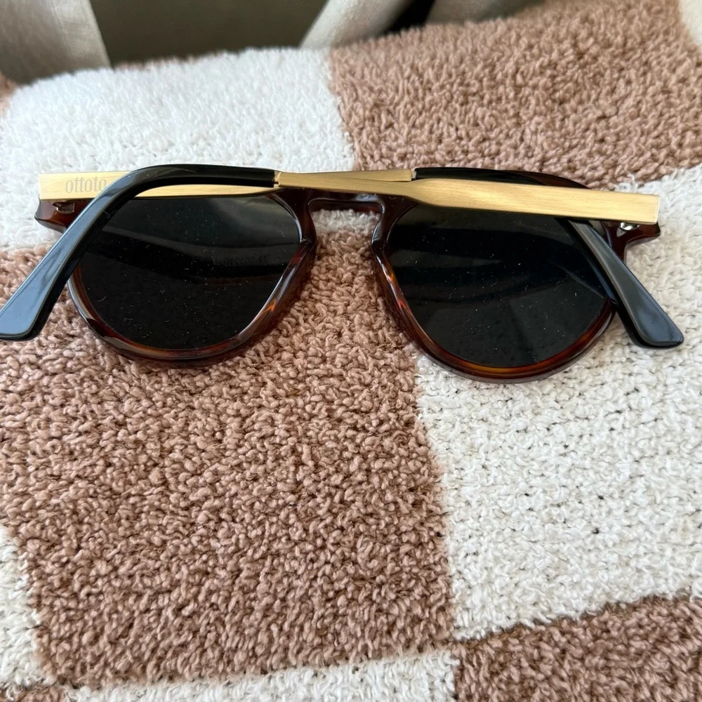 Ottoto Solon Tortois Gold Women Sunglasses 32-001290 / 49-18-145 USED